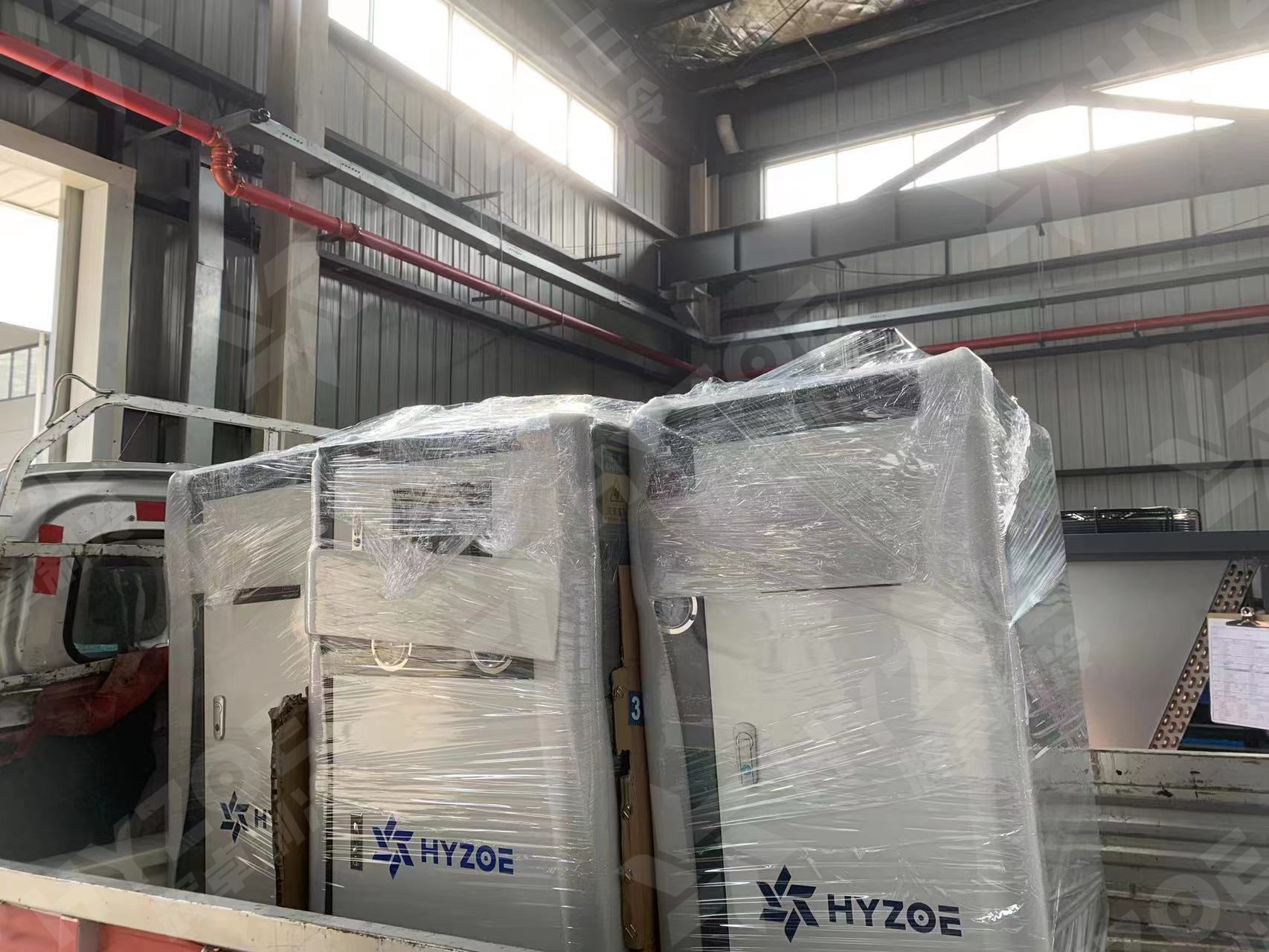 低溫風(fēng)冷式冷水機 低溫風(fēng)冷式冷水機