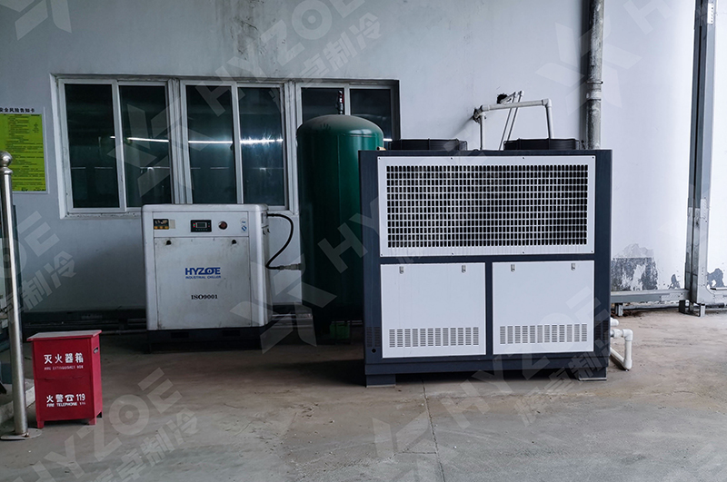 冷水機組 冷水機組